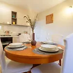 Daire Beautiful In With House Sea View Igrane