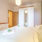 Daire Beautiful In With House Sea View
